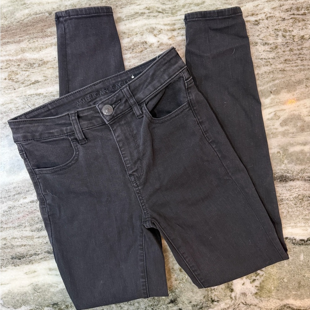 American Eagle Jeans High-Rise Jegging 
Size 4 Regular